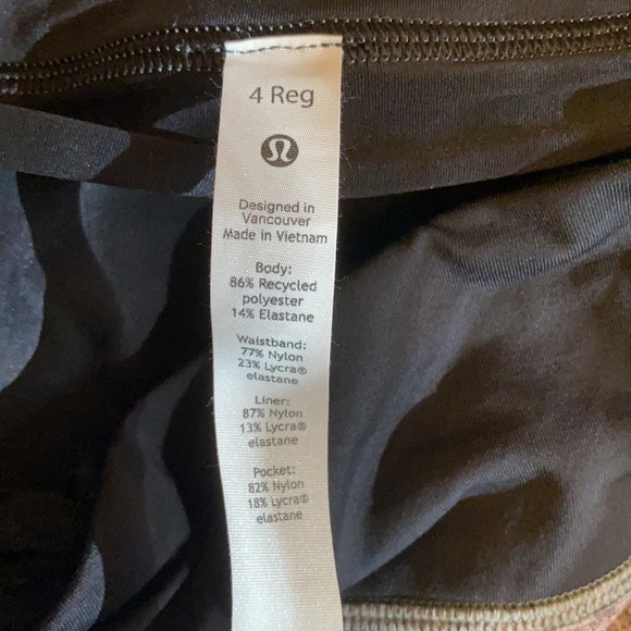 Lululemon Skirt 12in - Picture 3 of 4